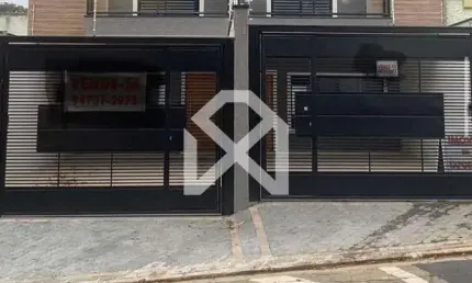 Sobrado à venda com 165m, 3 dormitórios/ 3 suites, 2 vagas, Ampla área externa, Vila Carrão, São Pa
