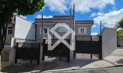 Sobrado à venda com 63m, 2 dormitórios, Vaga de garagem, próx a Estação Guilhermina, Parque Guaiana