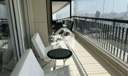 Apartamento à venda no Condomínio Identità Tennis &amp; Club, 3 suítes, 5 banheiros, 2 salas, 4 vagas d