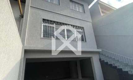 Sobrado à venda 190m, 3 dormitórios, 1 suíte master, 4 vagas de garagem, Oportunidade!!! Parque Res