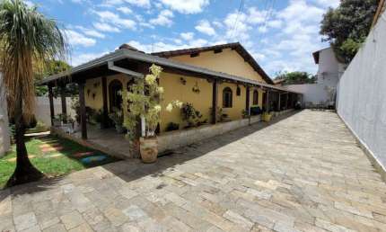 Casa em condomínio fechado com 3 quartos à venda em Itapoã, Belo Horizonte 