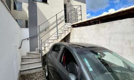 CASA GEMINADA DE DOIS QUARTOS NO BAIRRO ESPERANÇA ( JUSTINÓPOLIS )