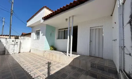 Casa com 4 quartos à venda na Santa Mônica, Belo Horizonte 