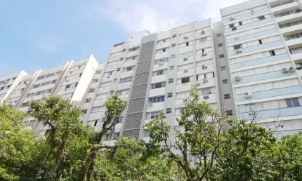 Apartamento com 2 quartos para alugar na Avenida Hercílio Luz, Centro, Florianópolis
