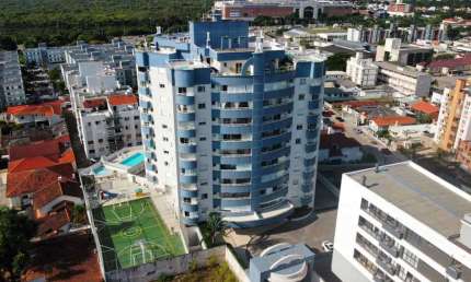 Apartamento com 4 quartos para alugar na Rua Lauro Linhares, Trindade, Florianópolis