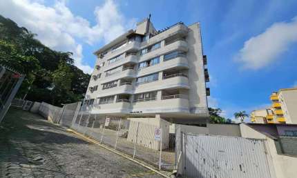 Apartamento com 3 quartos para alugar na Servidão dos Noivos, Saco Grande, Florianópolis