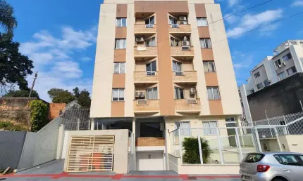 Apartamento com 2 quartos para alugar na Rua Machado de Assis, Estreito, Florianópolis