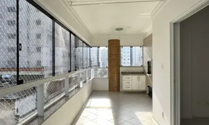 Apartamento com 2 quartos para alugar na rua 2950, 277, centro, balneário camboriú, 100 m2 por r$ 5.800