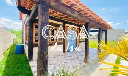 Casa à venda em Penedo, Itatiaia-RJ: 2 quartos, 1 suíte, 1 banheiro, 2 vagas de garagem, 100m² de área. Venha conferir!