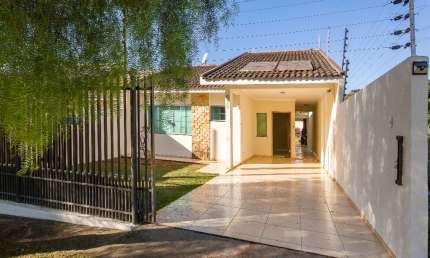 Casa com 3 quartos à venda na Avenida Iraí, 535, Centro, Paiçandu