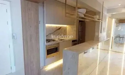 Apartamento finamente mobiliado, equipado e decorado! Novíssimo!