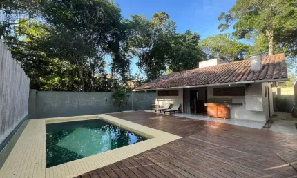 Linda casa  em  condomínio  fechado -    arraial  d  àjuda