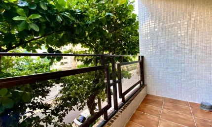 Apartamento à venda na enseada no guarujá | lado praia piscina e churrasqueira