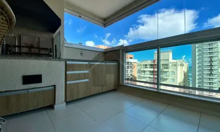 Apartamento para locação anual na pitangueiras no guarujá | varanda gourmet