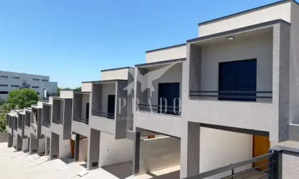Casa com 2 quartos à venda na Avenida Santo Antônio, Jardim Santo Antônio, Atibaia