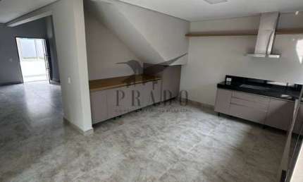 CASA EM CONDOMÍNIO COM 3 DORMITÓRIOS E SUÍTE EM ATIBAIA/SP