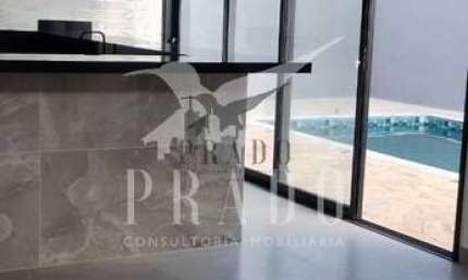 CASA TÉRREA COM PISCINA EM CONDOMÍNIO EM ATIBAIA-SP
