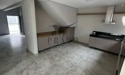 CASA EM CONDOMÍNIO COM 3 DORMITÓRIOS E SUÍTE EM ATIBAIA/SP