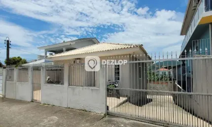 Casa à venda no Jardim Janaína, Biguaçu – SC | 3 Quartos sendo 1 Suíte
