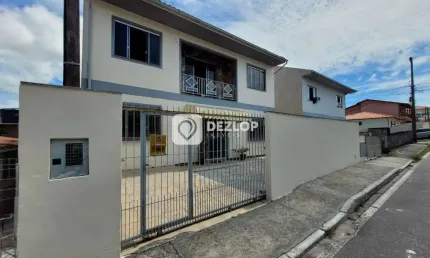 Casa à venda em Barreiros, São José – SC | Casa com Edícula