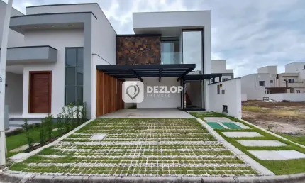 Casa no Bairro Deltaville em Biguaçu - SC | Suíte com Closet e Sacada
