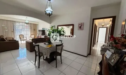 Casa à venda em Barreiros, São Jose - SC | Residencial e Comercial
