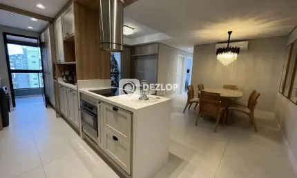 Apartamento à venda em Nossa Senhora do Rosário, São José - SC I Liv Residencial