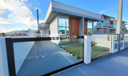 Casa Geminada à Venda no Loteamento Bosque em São José | Nova com 2 Suítes