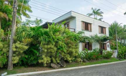 Casa com 4 dormitórios à venda, 240 m² por R$ 2.090.000,00 - Praia de Paúba - São Sebastião/SP
