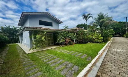 Casa com 3 dormitórios à venda, 240 m² por R$ 1.500.000 - Paúba - São Sebastião/SP
