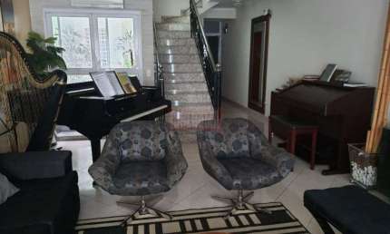Sobrado à venda, 3 quartos, 3 suítes, 5 vagas, Jardim Monte Líbano - Santo André/SP