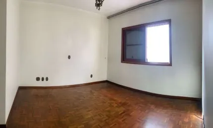 Sobrado à venda, 3 quartos, 1 suíte, 6 vagas, Barcelona - São Caetano do Sul/SP