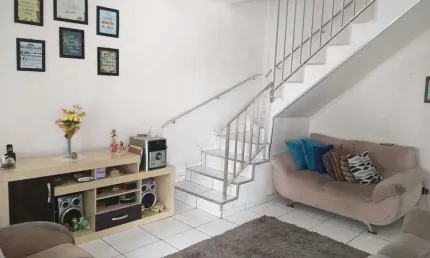 Sobrado à venda, 3 quartos, 2 vagas, Nova Gerti - São Caetano do Sul/SP
