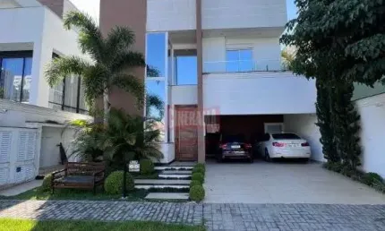 Sobrado à venda, 3 quartos, 3 suítes, 4 vagas, Cerâmica - São Caetano do Sul/SP