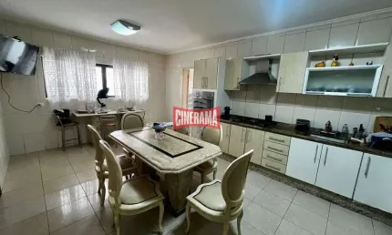 Sobrado à venda, 4 quartos, 5 vagas, Cerâmica - São Caetano do Sul/SP