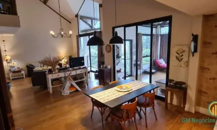 Casa Alto Padrão com 3 dorms ( 2 suítes) - Jardim Mediterrâneo