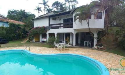 Ótima casa!,4 suítes, 3 salas, piscina, gourmet, casa caseiro em 2500m2