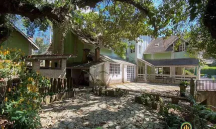 Casa com 4 suites com Edícula HOME OFFICE- Fazendinha