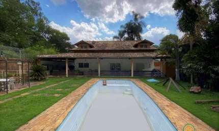 Fazendinha. 4d(3sts) Acessibilidade, lazer, natureza, casa caseiro!