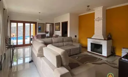 Casa 3d(1sts) Ótima com lareira, piscina e gourmet!