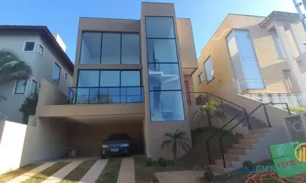 Casa nova, moderna 3 suites, acabamento de 1ra, quintal piscina e gourmet