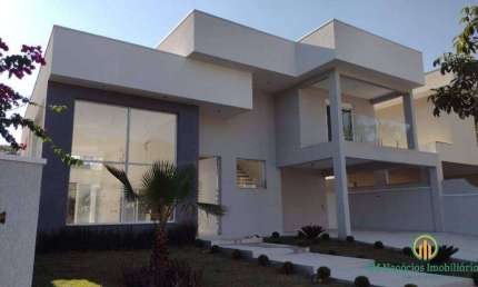 Casa nova, clean, 4 dormitorios, suítes com piscina em condomínio