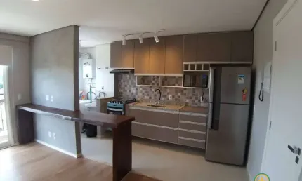 Charmoso apartamento na melhor localização da granja viana