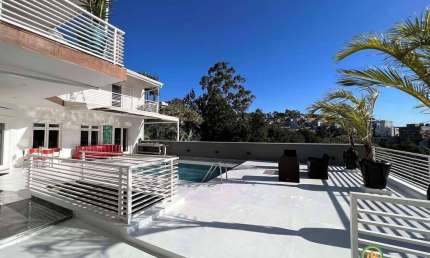 Casa  5 dorms, a/c 428 m² a/t 1.150m2 a Venda condomínio na Granja Viana