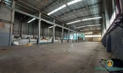 Galpão com 2000m2, 15m pé dir.cabine pr.1000kwa em são roque