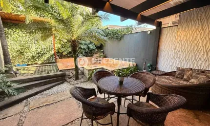 Casa com 3 quartos à venda no Glória, Joinville 