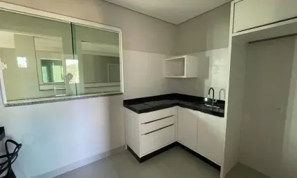 Apartamento semi mobiliado com 01 dormitório no bairro dom bosco em itajaí/sc