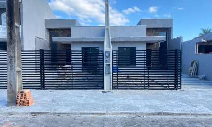 Casa com 3 quartos à venda na Avenida Paranaguá, 50, Costa Azul, Matinhos