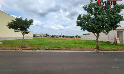 Terreno à venda no Condomínio Olívio Franceschini - Hortolândia