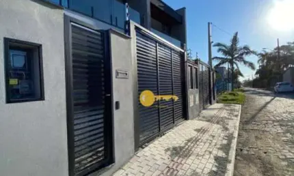 Sobrado alto padrão em piçarras - 200 metros do mar